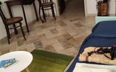 Camera Doppia con Letti Singoli con Bagno Privato 