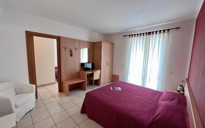 Camera Familiare con Terrazza 