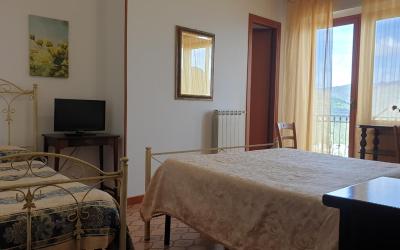 Camera Tripla con Balcone