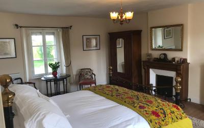 Chambre Lit Queen-Size - Vue sur Jardin Chambre Lit Queen-Size - Vue sur Jardin