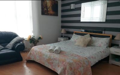 Deluxe Queen Room