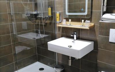 Chambre Lits Jumeaux avec Douche 