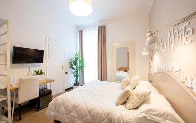 Camera Matrimoniale/Doppia con Letti Singoli con Balcone 