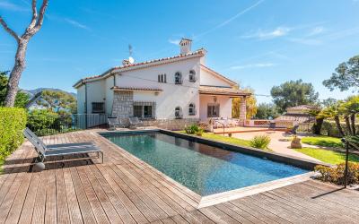 Villa avec Piscine Privu00e9e Villa avec Piscine Privu00e9e
