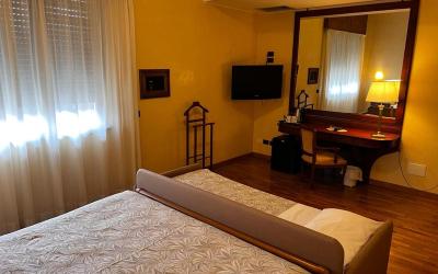 Camera Tripla Comfort