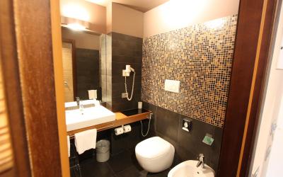 Camera Tripla Classic