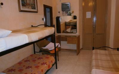 Letto a Castello in Dormitorio Femminile 