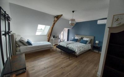 Chambre Triple avec Salle de Bains Privative