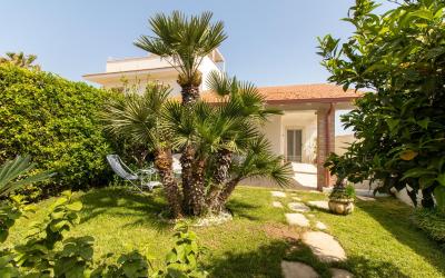 Villa con Vista Giardino