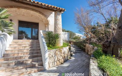 Villa con Vista Mare