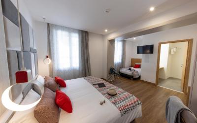 Chambre Triple - Accessible aux Personnes u00e0 Mobilitu00e9 Ru00e9duite