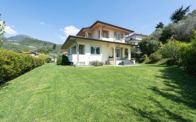 Villa con Vista Giardino Villa con Vista Giardino