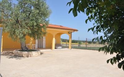 Villa con 2 Camere da Letto Villa con 2 Camere da Letto