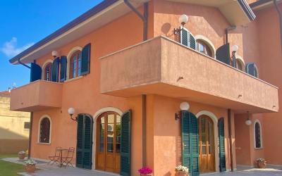 Casa con 4 camere da letto