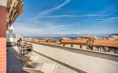 Appartamento Attico con 3 Camere da Letto