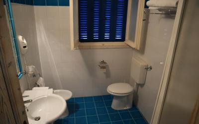 Camera Tripla Classic