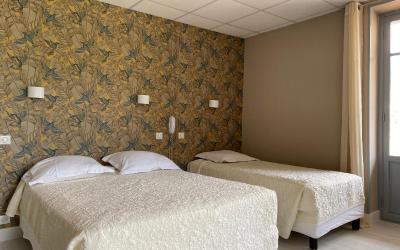 Chambre Triple avec Balcon
