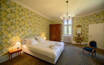 Chambre Double Deluxe (2 Adultes + 1 Enfant) Chambre Double Deluxe (2 Adultes + 1 Enfant)