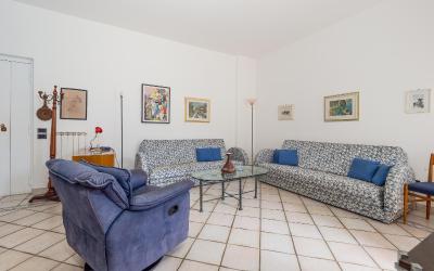 Appartamento con 2 Camere da Letto