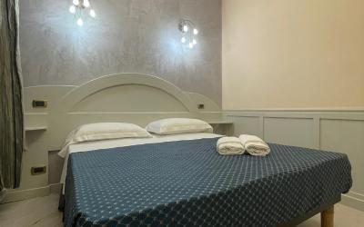 Camera Budget Matrimoniale/Doppia con Letti Singoli