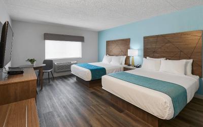 Queen Room with Two Queen Beds - Non-Smoking