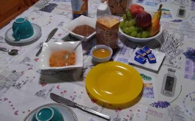 Camera Tripla Standard