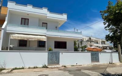 Casa con 4 camere da letto