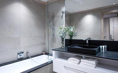 Appartement 3u00a0Chambres pour 8u00a0Personnes avec Accu00e8s au Spa
