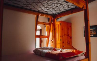 Posto Letto in Dormitorio Misto