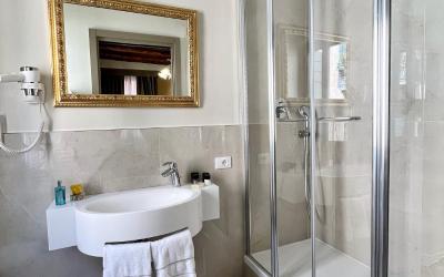 Camera Matrimoniale con Bagno Privato Esterno 