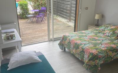 Chambre Double - Vue sur Piscine