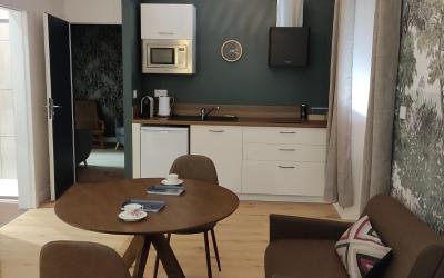 Studio Lit King-Size avec Canapu00e9-Lit Studio Lit King-Size avec Canapu00e9-Lit