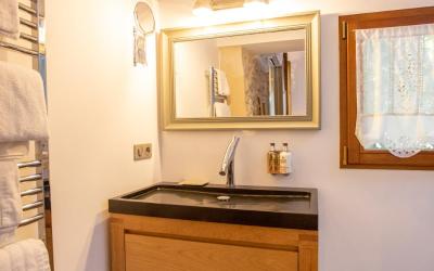 Chambre Double Deluxe avec Douche Chambre Double Deluxe avec Douche