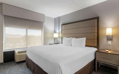 King Room with Sofa Bed