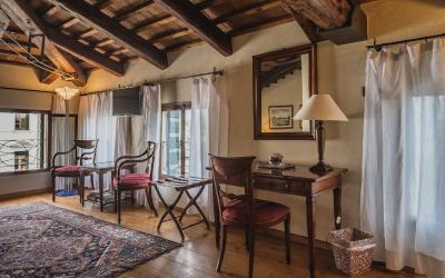 Camera Matrimoniale Superior