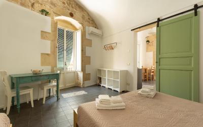 Camera Tripla Deluxe 