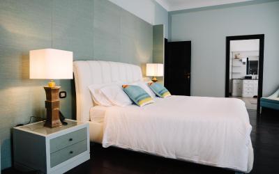 Suite Deluxe Suite Deluxe
