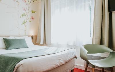 Chambre Simple Standard - Vue sur Ville - Escale  Chambre Simple Standard - Vue sur Ville - Escale