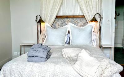 Chambre Lit Queen-Size - Vue sur Jardin
