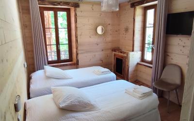 Chambre Lits Jumeaux - Vue sur Jardin Chambre Lits Jumeaux - Vue sur Jardin