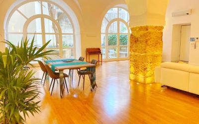 Appartamento con 2 Camere da Letto