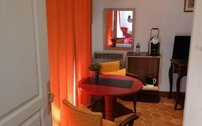 Chambre Familiale Adaptu00e9e aux Personnes u00e0 Mobilitu00e9 Ru00e9duite Chambre Familiale Adaptu00e9e aux Personnes u00e0 Mobilitu00e9 Ru00e9duite