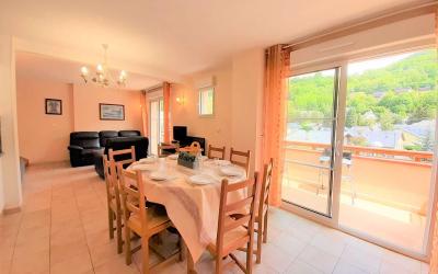 Appartement (8 Adultes) Appartement (8 Adultes)