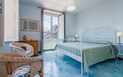 Appartamento con 2 Camere da Letto Appartamento con 2 Camere da Letto
