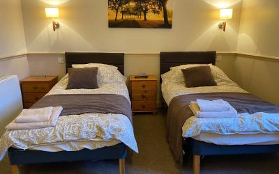Standard Twin Room