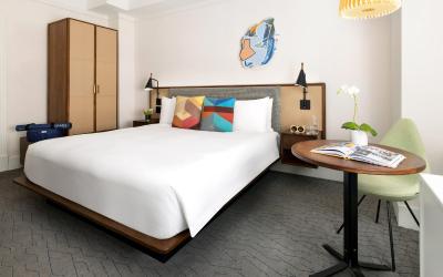 Queen Room