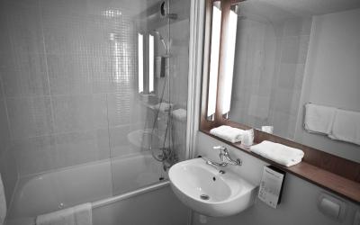Chambre Double Nouvelle Gu00e9nu00e9ration (2 Adultes + 1 Enfant)
