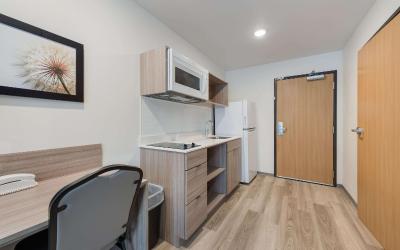 Queen Suite with Two Queen Beds - Non Smoking