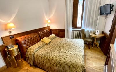 Camera Standard Matrimoniale/Doppia con Letti Singoli