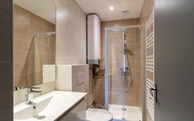 Chambre Double Deluxe avec Douche Chambre Double Deluxe avec Douche